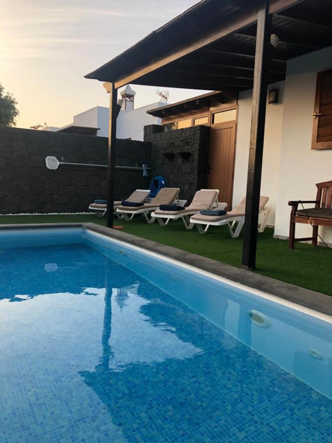 Villa Altamosa Яйса Екстериор снимка